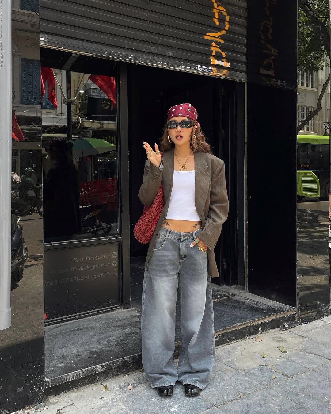 barrel jeans outfit