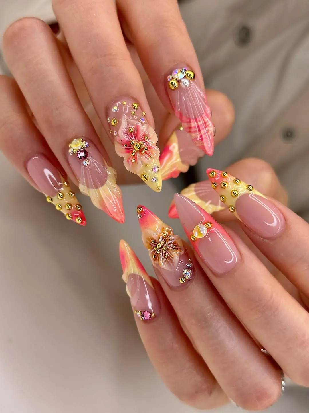 August nails