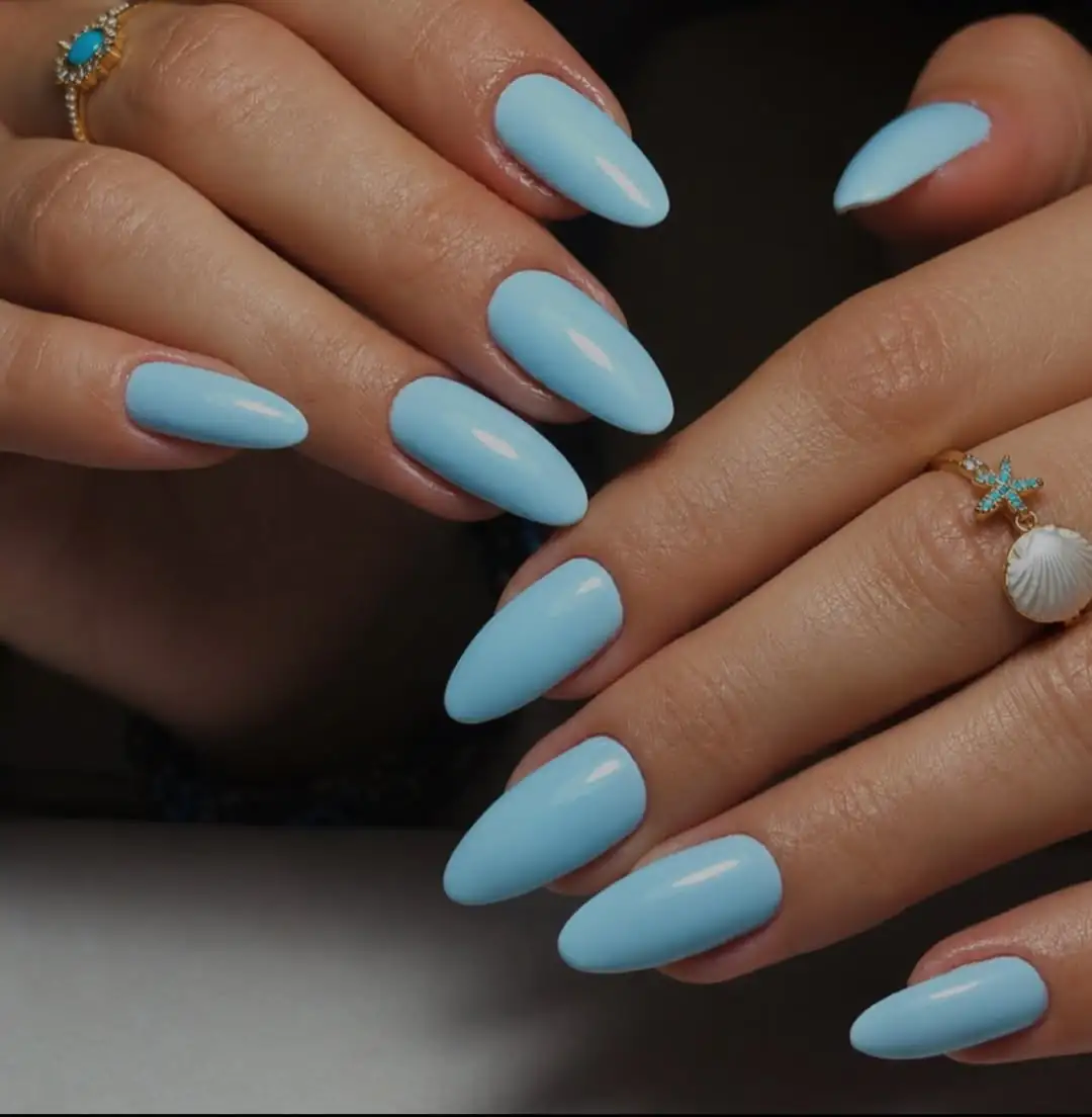 Blue Nails (3)
